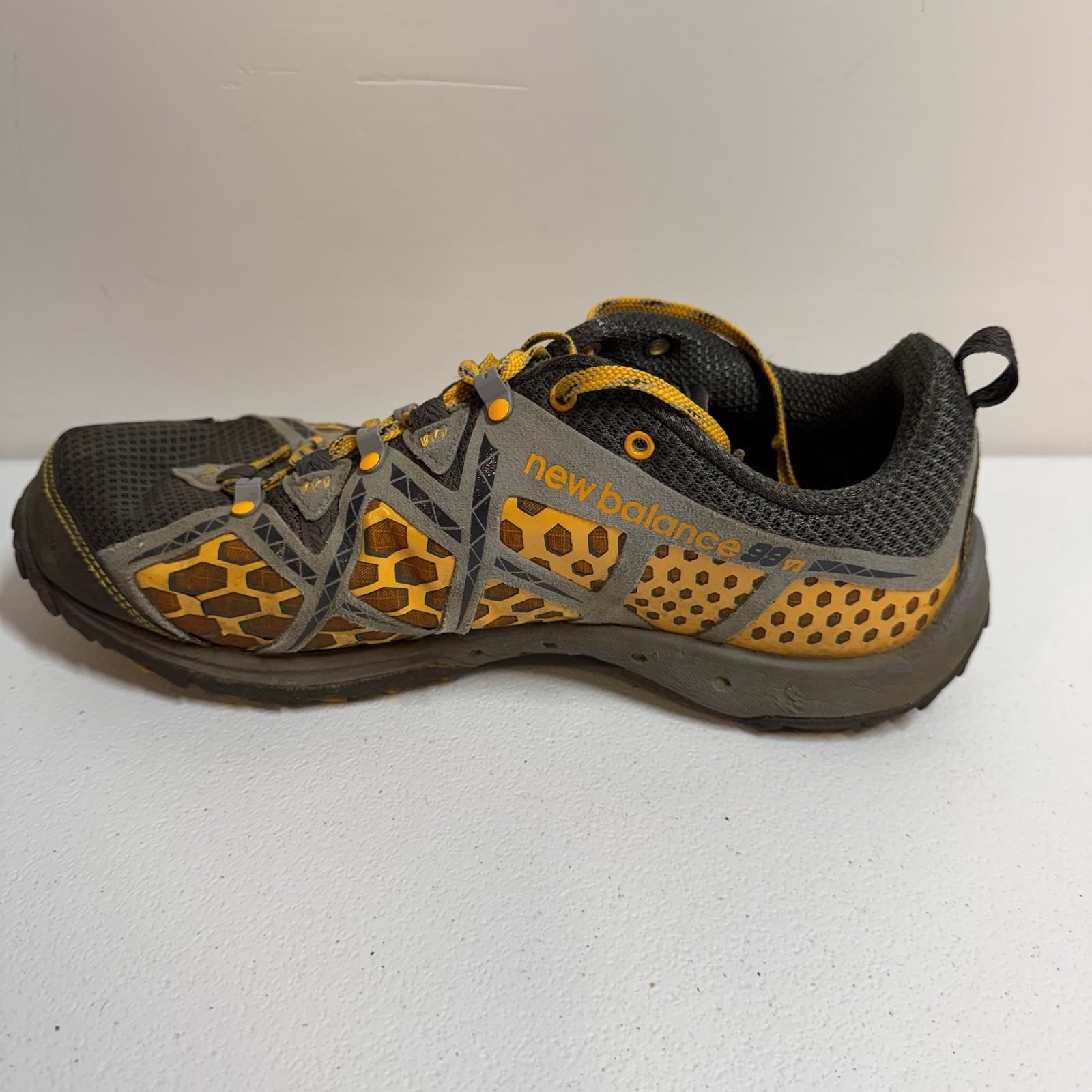 New Balance MO99 GO Vibram Trail Sneakers Men 9 EEEE 4E Honeycomb Vibram REVlite thumbnail 6