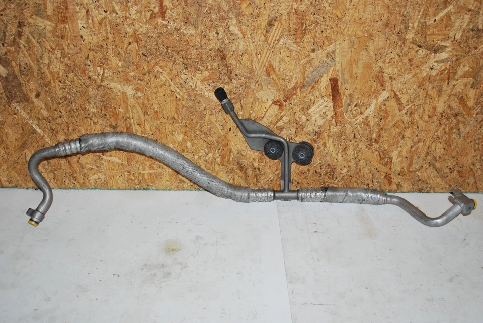 BMW 528i 2008-2010 manguera de aire acondicionado OEM Foto 3 de 4