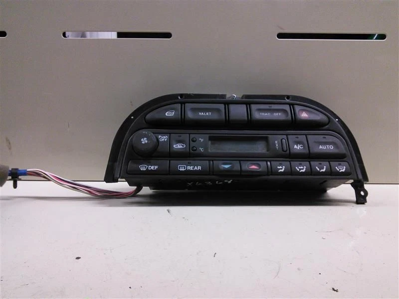 Temperature AC Control Non-Heated Windshield OEM 1997-2006 Jaguar XK8 - Image 4 of 4