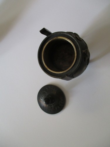 VINTAGE ANTIQUE BRONZE METAL SCULPTURE FINE OLD CHINESE JAPANESE LIDDED JAR PAIR - Picture 4 of 10