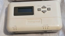 Honeywell Thermostat T8001C 1019