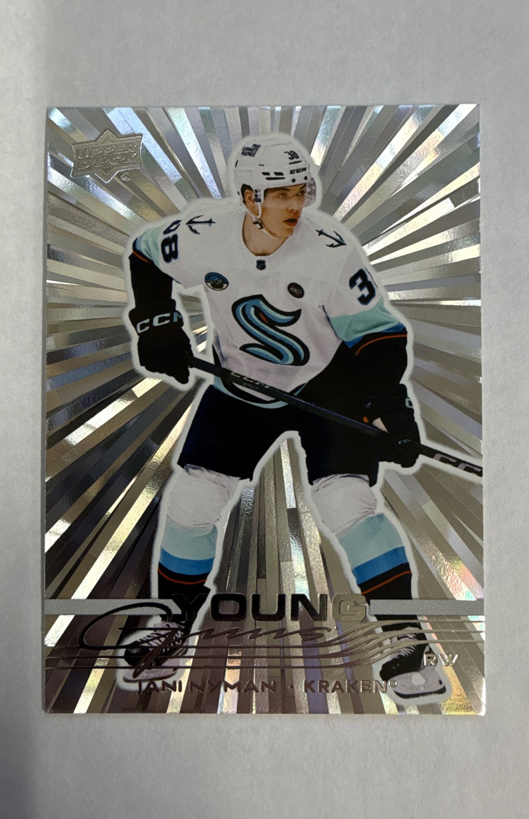 2025-26 Upper Deck Series 1 - Young Guns Jani Nyman #209 Outburst (RC) 🔥💎🔥