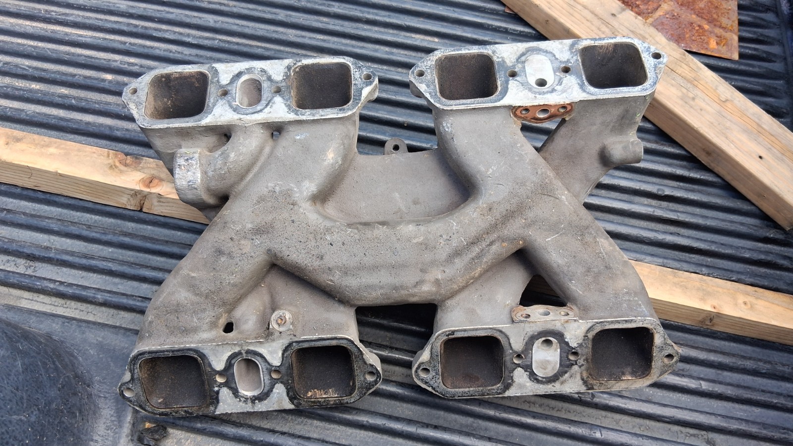 Rolls-Royce Silver Spur Shadow Corniche Continental Camargue Intake Manifold