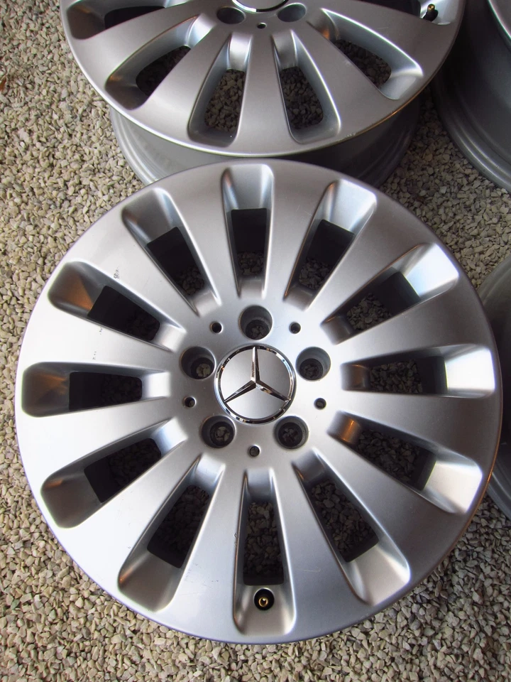 4x orig. Mercedes Benz C-Klasse W204 Alufelgen A2044010602 16 Zoll - Bild 2 von 4