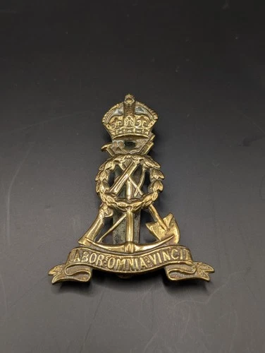 Royal Army Pioneer Corps Original British Army Cap Badge WW2