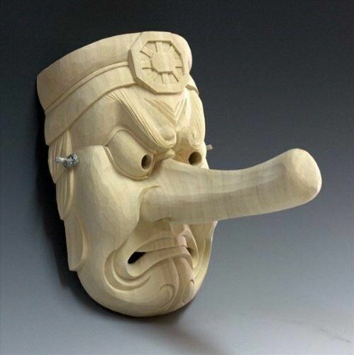 QH028- 23 x 15 x 18cm Hand Carved Camphor Wood Japanese Noh QH028- 23 x 15 x 18cm Hand Carved Camphor Wood Japanese Noh
