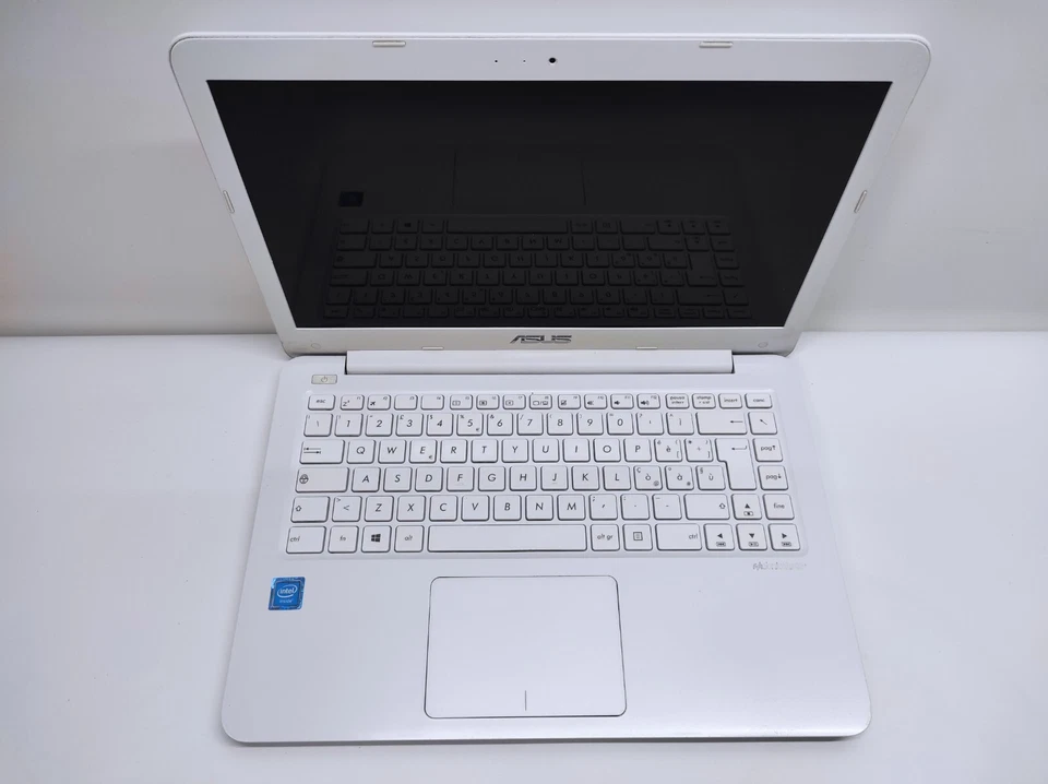 NOTEBOOK ASUS E402NA INTEL CELERON N3350 4GB RAM 32GB HD WIN10 WEBCAM - Immagine 3 di 4
