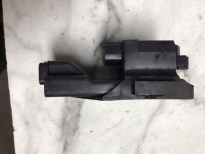 04 Kawasaki ZX10 R 1000 ZX1000 Ninja CDI and Fuse Box Ignition