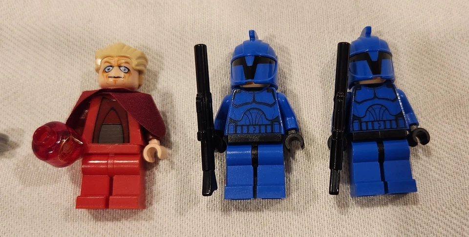 Lego 8039 Venator-Class Republic Attack Cruiser - Aberto, Comp, Inst Danificado - Imagem 4 de 4