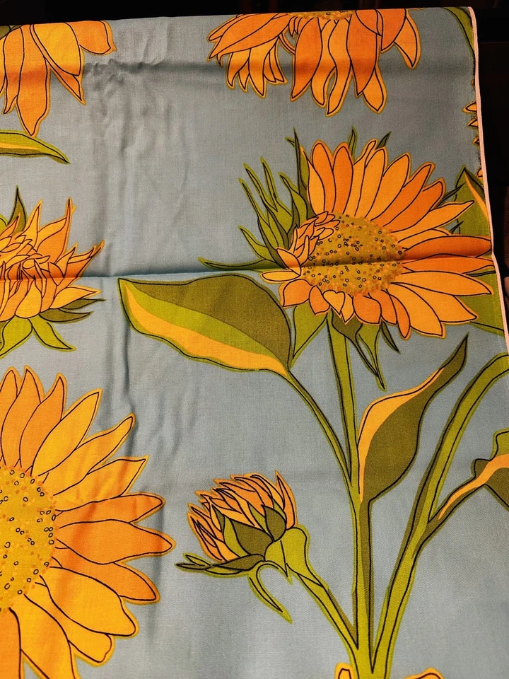 Suela de tela girasoles vintage de Valori Wells Free Spirit larga 76 X 44" de ancho Foto 3 de 3
