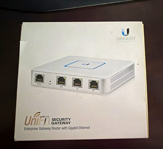 Ubiquiti Networks UniFi Security Gateway USG Gigabit 2x LAN/2x WAN RJ 45 RS 232