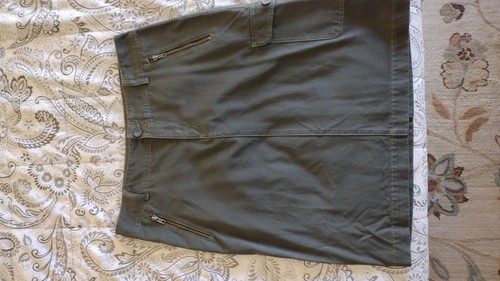 COTTON GINNY DENIM DARK GREEN SKIRT, SIZE 13, ZIPPERED WITH BUTTON CLOSURE - Picture 9 of 9
