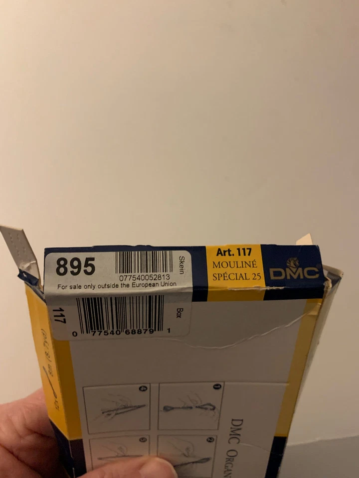 VINTAGE DMC Green cotton embroidery thread floss - 6 Skeins # 895 NEW Mouline 25 - Image 3 of 3