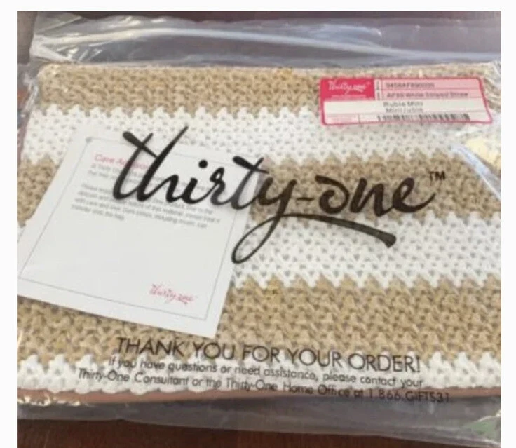 Thirty-One Gifts Rubie Mini -BNIB- White Striped Straw w/surprise new wristlet - Image 2 of 3