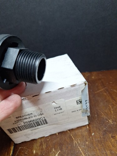 NOS International 2596620C1 Hydronic Tank Breather Element - Picture 3 of 5