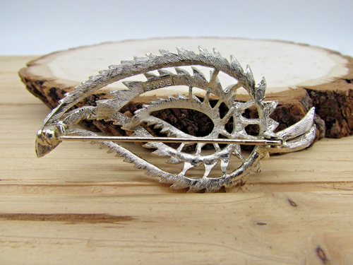 Vintage BSK Signed Silver Tone Large LEAF Brooch Pin - Fashion Jewelry - Picture 5 of 6
