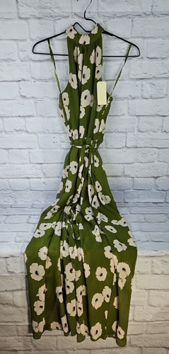 Jumpsuit Monteau Los Angeles Gr. M grün Blumen Gürtel weites Bein Neu mit Etikett hinten offen