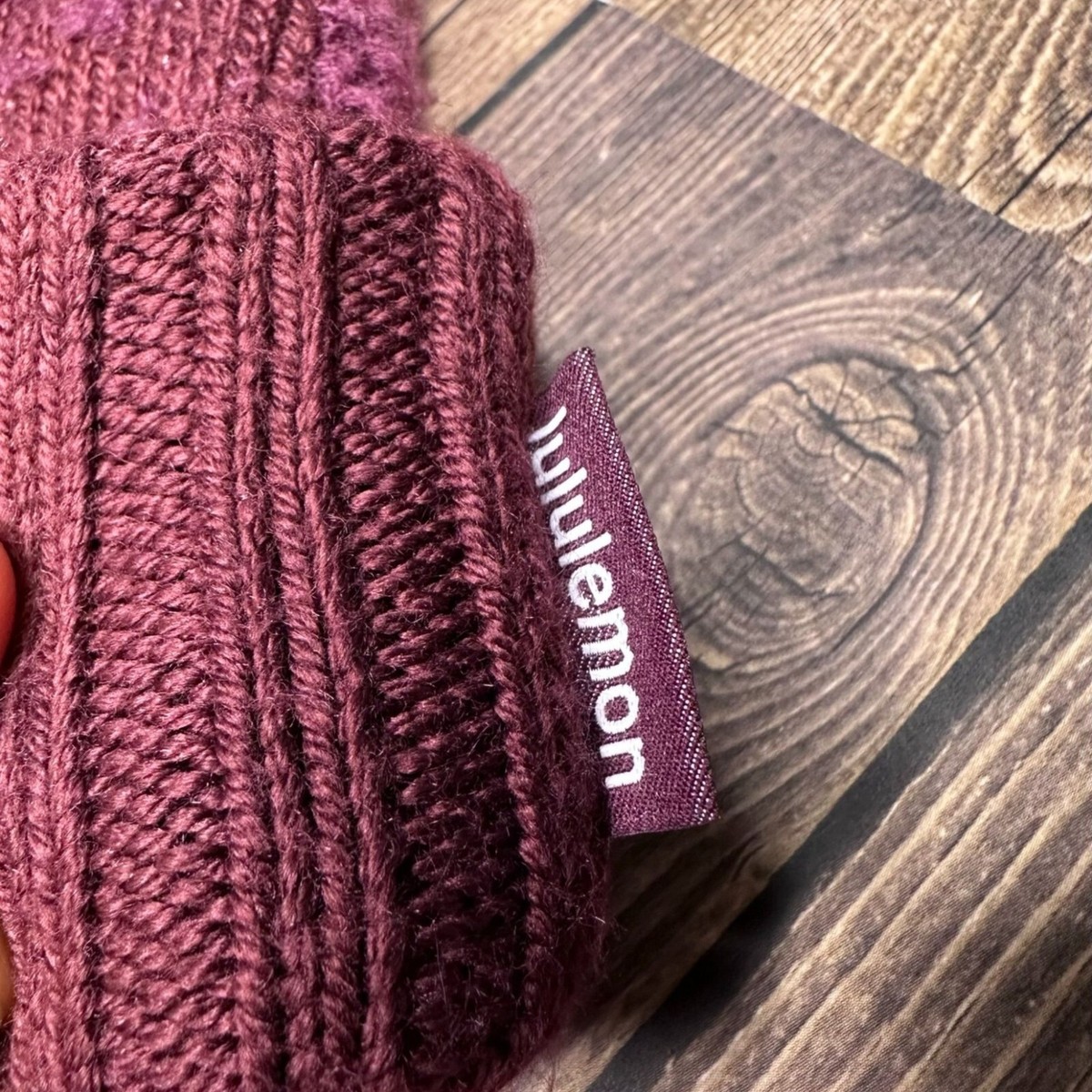 Lululemon Ombre Knit Textured Beanie NWT O/S (Red Merlot) | eBay