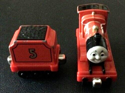 2002 Learning Curve JAMES & TENDER TAKE ALONG DIE CAST TRAIN