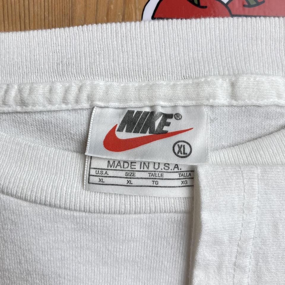 Vintage 90s Nike ACG All Conditions Gear White Pocket T-shirt Mens 