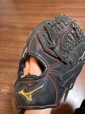 Mizuno ball Glove Black Red Stitch