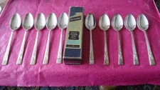 VINTAGE CUTLERY SET SILVER PLATED TABLE SPOONS  SERVING   SPRINGTIME  HIRAM WILD