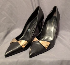 Ladies 11 B Stewart Weitzman Black Leather Pumps 