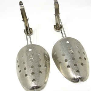 2-Shoe-Trees-1-Pair-EKCO-Vintage-Metal-Adjustable-Stretchers-Shapers-Made-USA