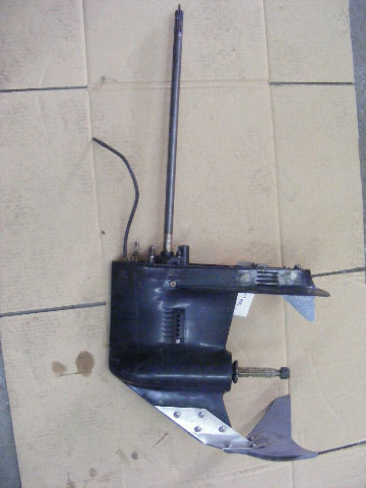 Mercury 40-45-50 HP 1989-97 Lower Unit 4 Cylinder 20 Mercury 40-45-50 HP 1989-97 Lower Unit 4 Cylinder 20