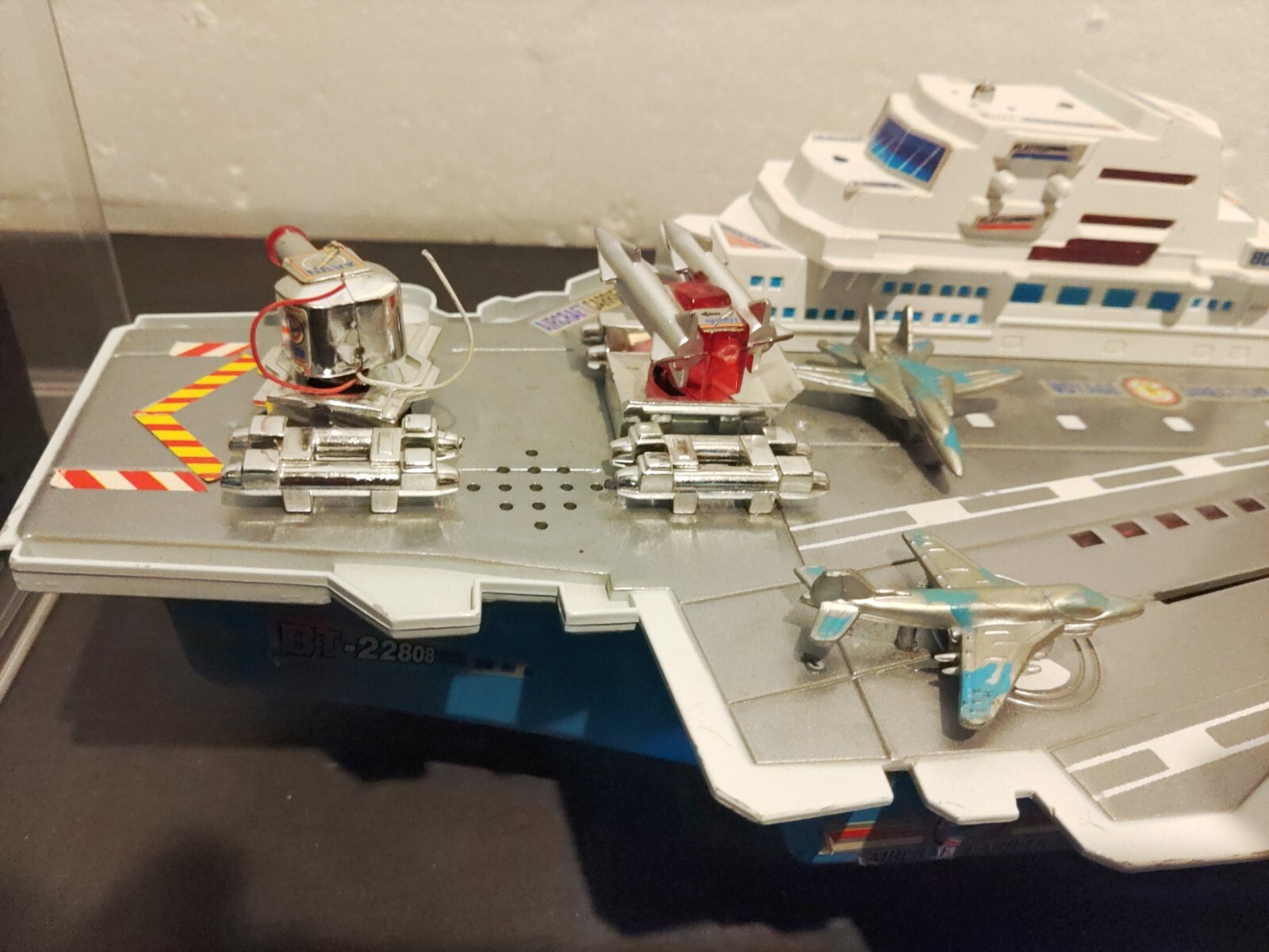 Picture 2 of 23