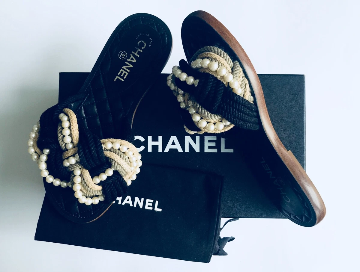 Faux chanel online slides