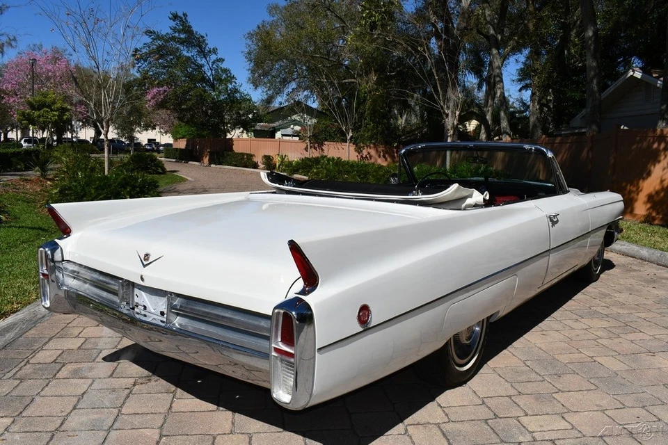 Cadillac DeVille 1963 restaurado convertible ¡consola de cubos raros!! Foto 2 de 4