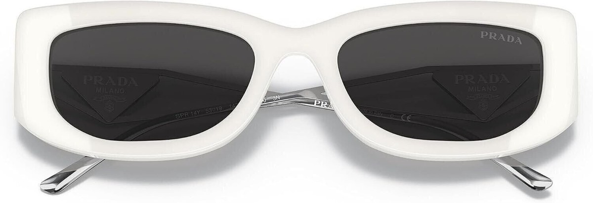Prada Women display picture 2