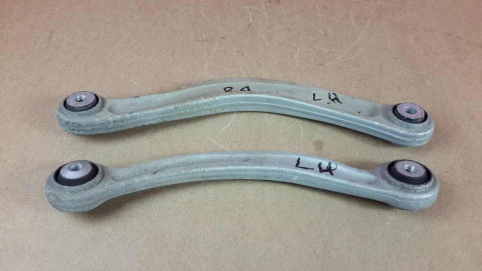 2008-2011 Mercedes-Benz C300 C250 Rear Right Passenger Side Control Arms OEM  Foto 3 de 4