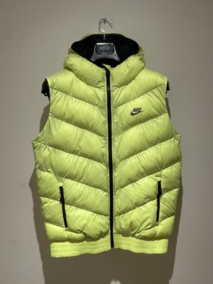 nike body warmer with hood