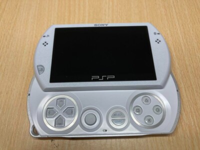 USED sony PSP GO PlayStation Portable pearl white Game Console PSP