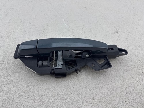 2017-2024 CHEVROLET MALIBU REAR RIGHT SIDE EXTERIOR DOOR HANDLE OEM