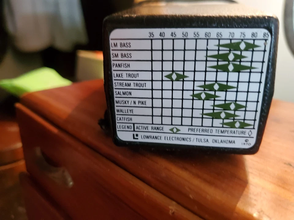 Antiguo buscador de peces electrónico temperatura y profundidad Fish-n-Temp sin usar. Foto 3 de 4