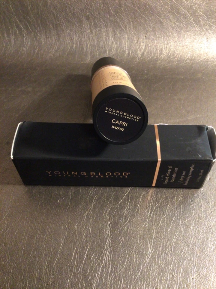 Youngblood 液体矿物粉底深海保湿 1 液量盎司卡普里保暖 — 第 3/4 张图片