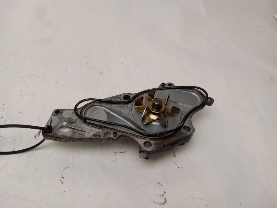 BOMBA REFRIGERANTE PARA HONDA ODYSSEY 2005 - 2022 Foto 2 de 4