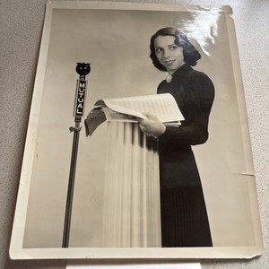 Vintage Mutual Radio Photograph of Irenne Wicker, Radio Actress Circa 1935