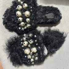 Black Faux Fur Slippers with Pearl Decorations, Size 36