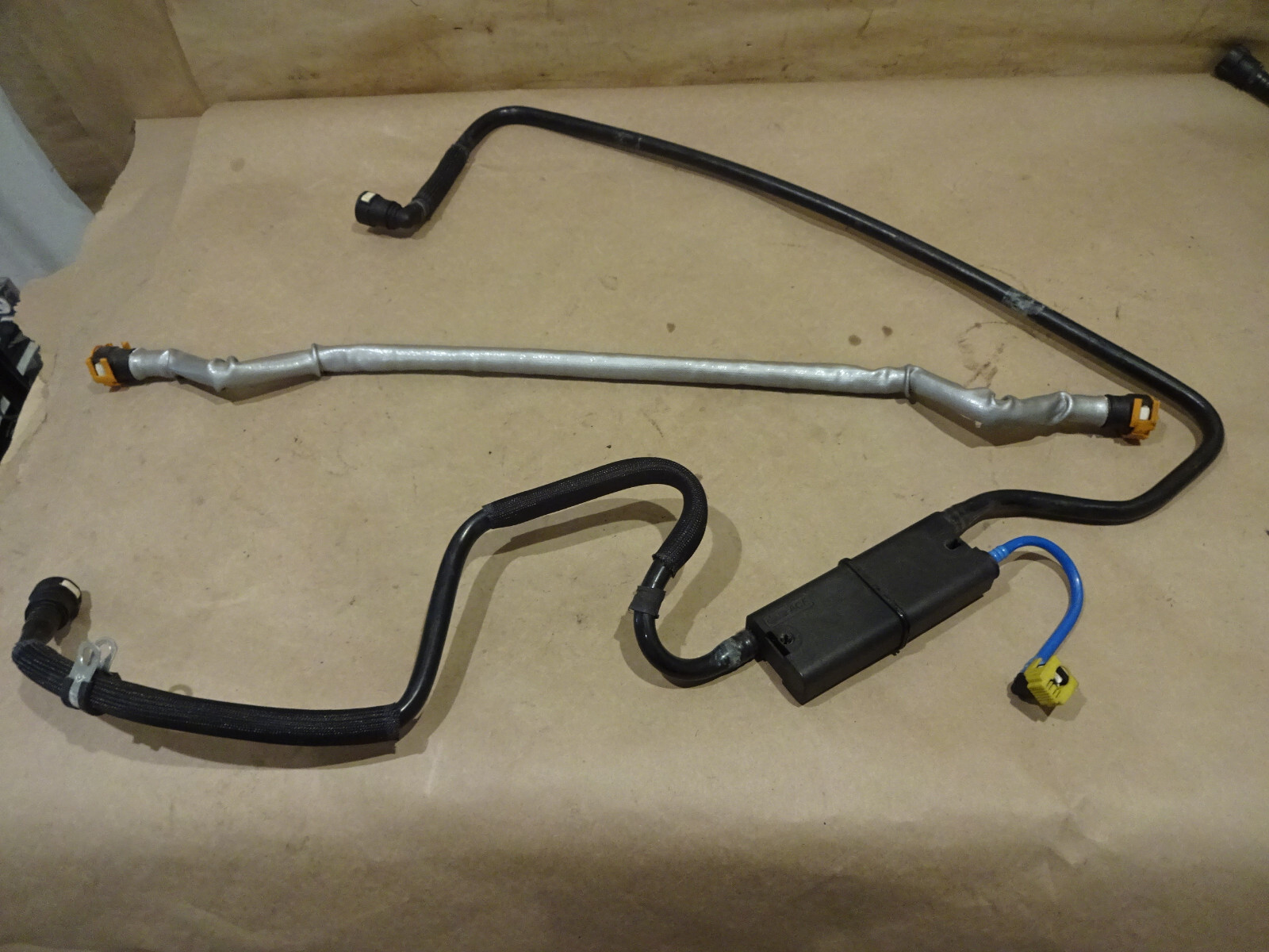 Ferrari 458 Italia - Vapour Separator With Pipes  - P/N 272653