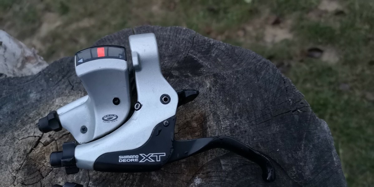 shimano DEORE XT シフターブレーキレバー 3×9 ST-M750 shimano DEORE XT シフターブレーキレバー 3×9 ST-M750 SHIMANO