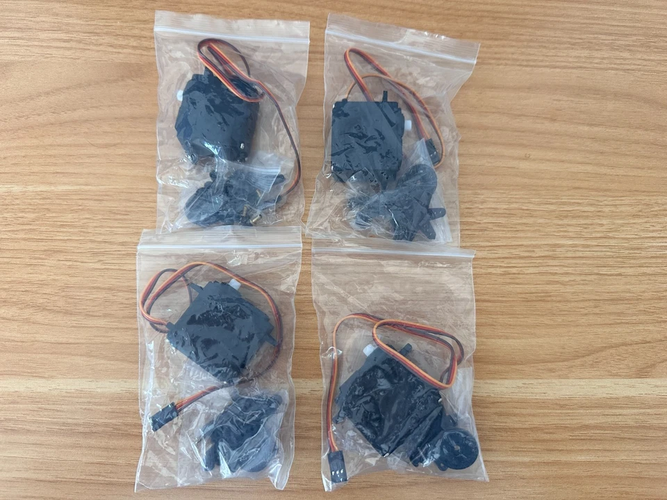 4x S3003 Futaba Digital Servo RC Auto Flugzeug Boot Standard Servo - Bild 2 von 4