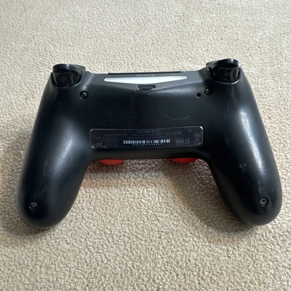 Sony DualShock 4 Wireless Controller For PS4 Red/Black CUH-ZCT1U - Image 2 of 4