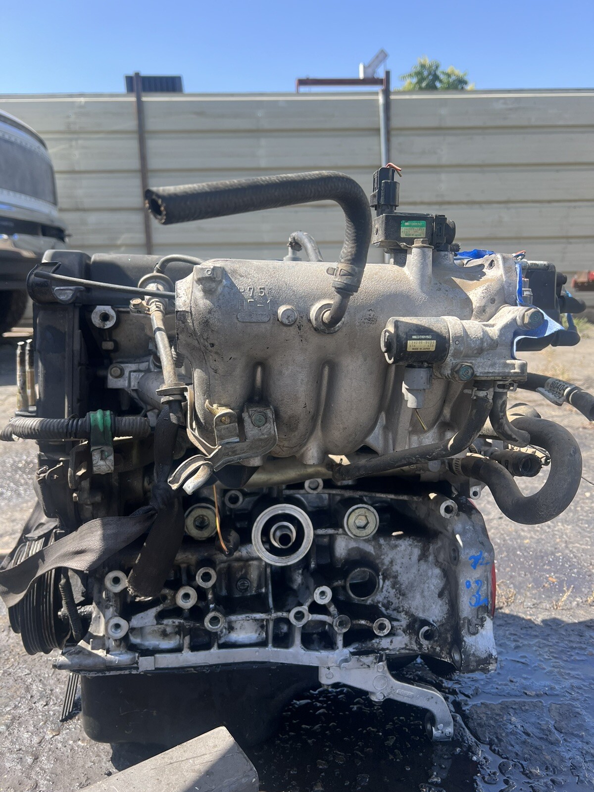 1994 INTEGRA B18B1 NON VTEC ENGINE With Manual transmission And ECU