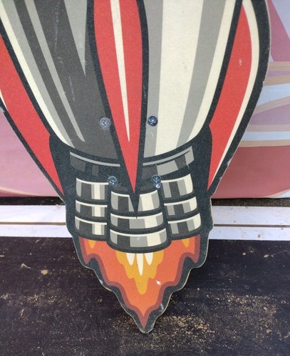 Sakar CredHedz 28" Rocket Voyager Shaped Skateboard Monkey - Picture 5 of 16