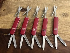 Victorinox Classic Sd Swiss Army Red TSA Confiscated SUPER Nice Set! (Lot Of 5)