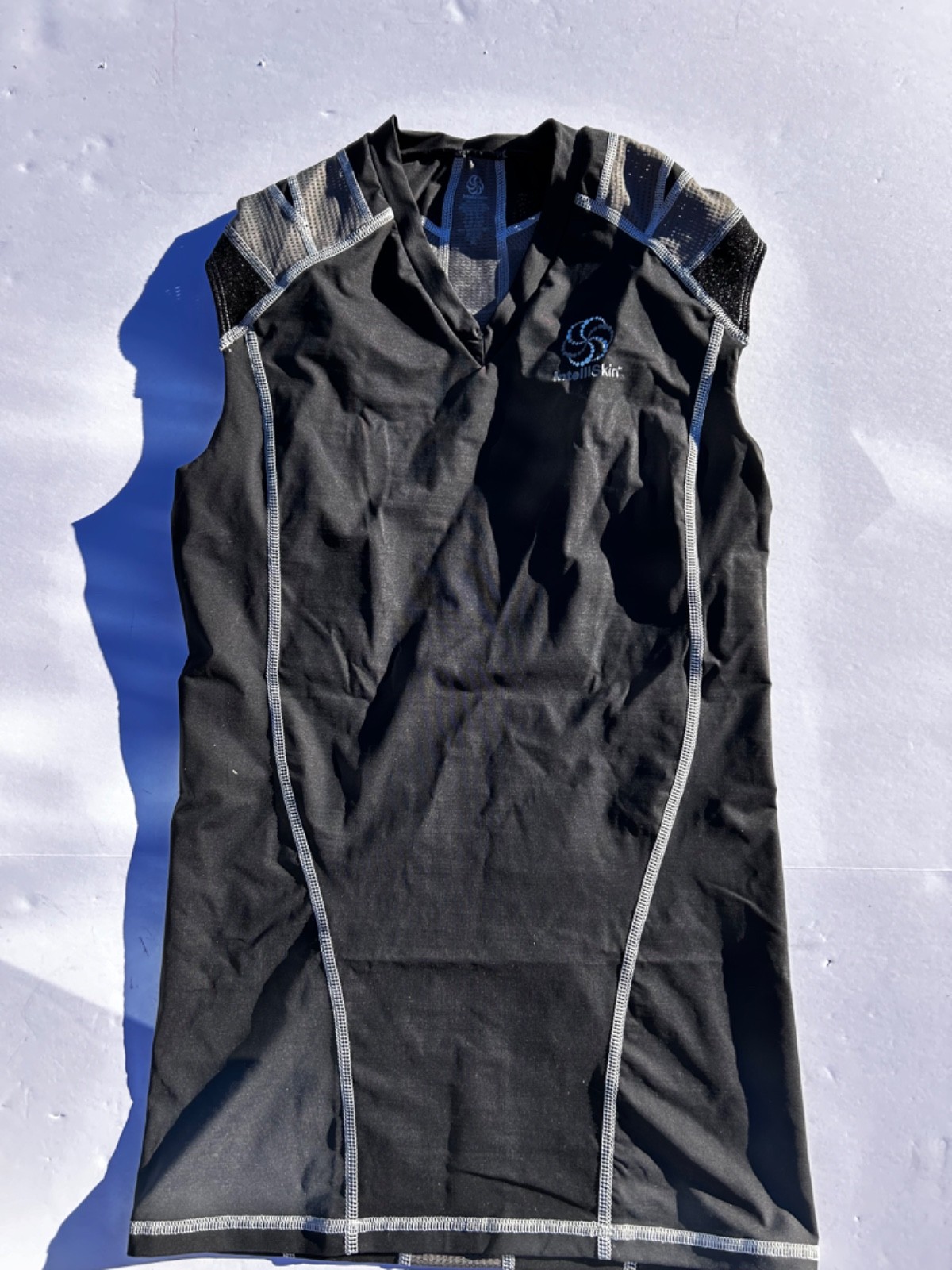 IntelliSkin PostureCue Compression Sleeveless Shi… - image 1